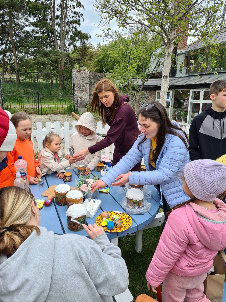 Charity Easter Picnic The Association Of Ukrainians In Ireland Auri